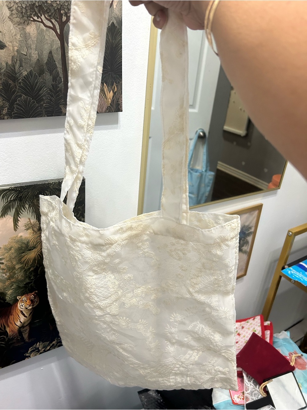 Elegant Cream Jacquard Tote Bag - Timeless Women's Shoulder Bag